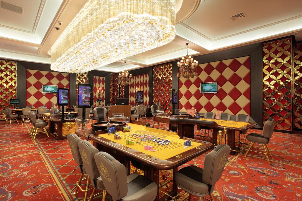 קפצ'אגאי Royal Plaza Hotel And Casino מראה חיצוני תמונה