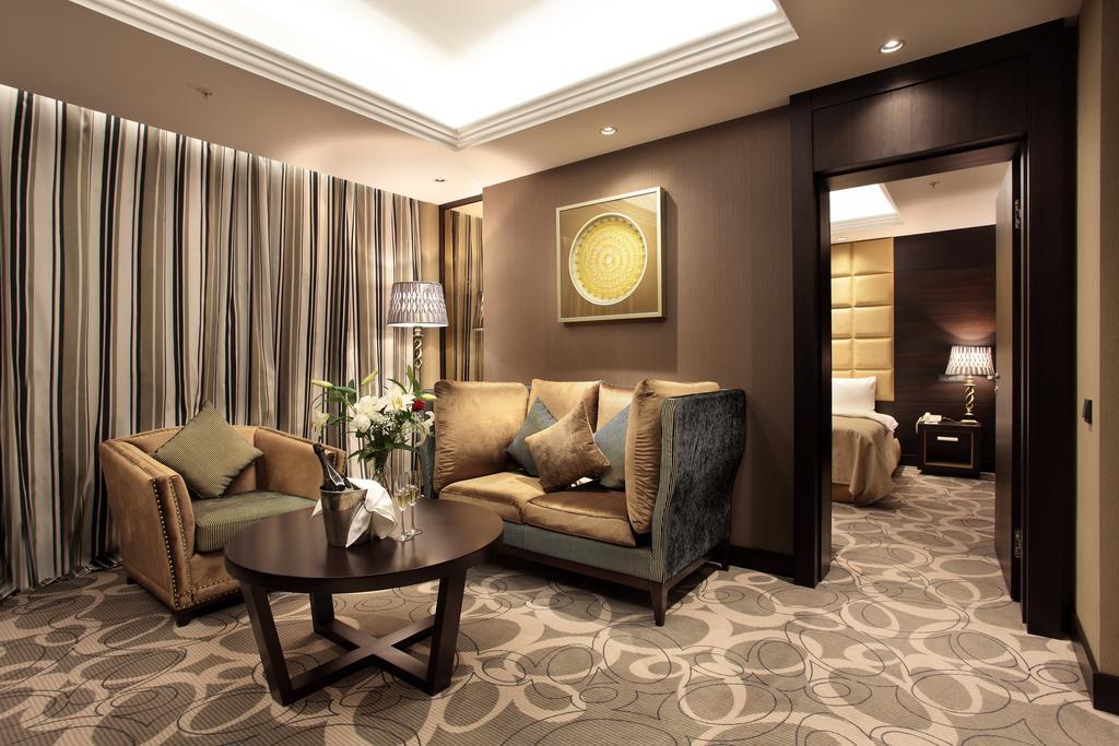 קפצ'אגאי Royal Plaza Hotel And Casino חדר תמונה